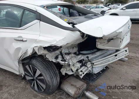 2021 Nissan Altima Sv Intelligent Awd z USA, uszkodzony, nr VIN 1N4BL4DW7MN313695